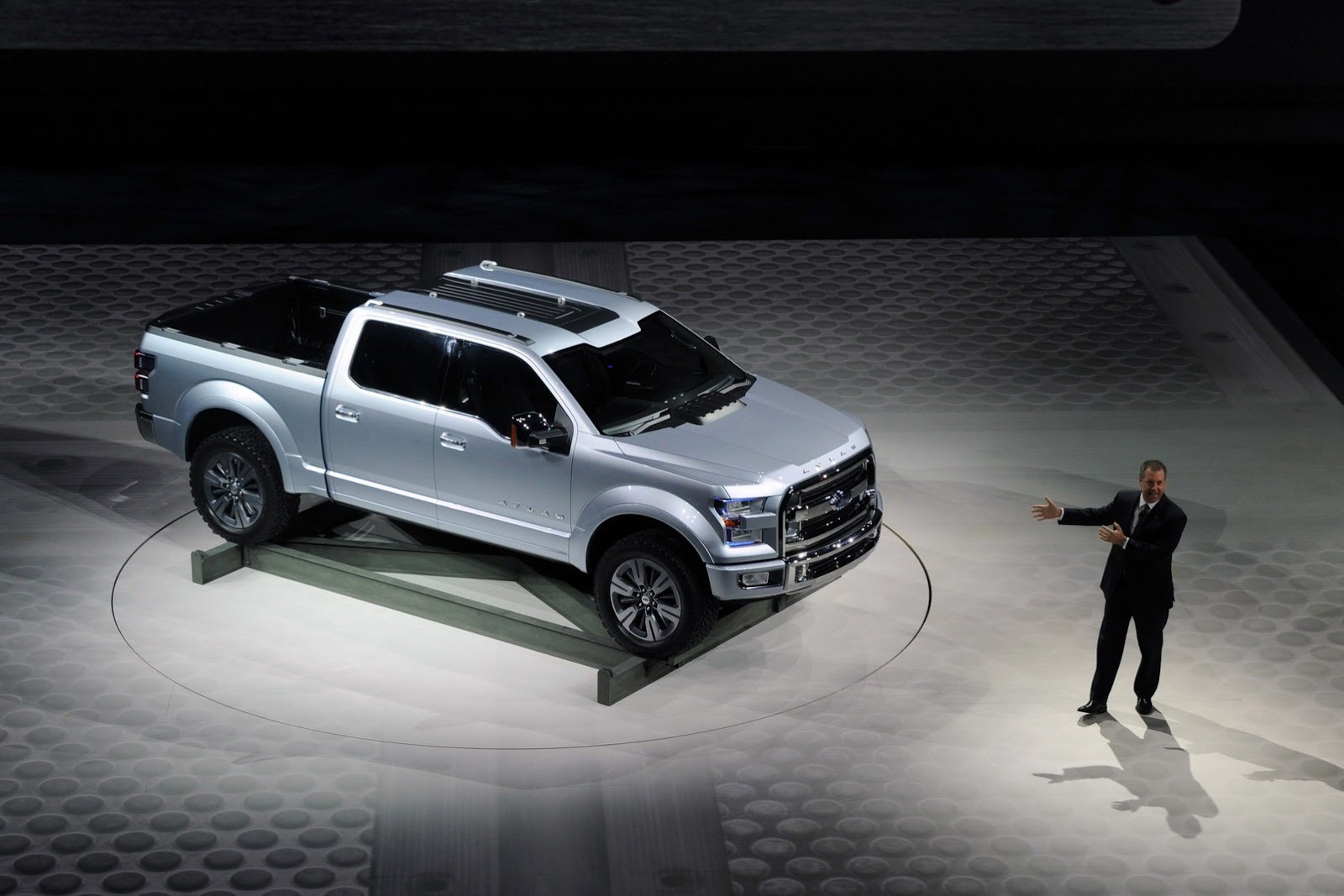 [Ford-Atlas-Concept-10%255B2%255D.jpg]