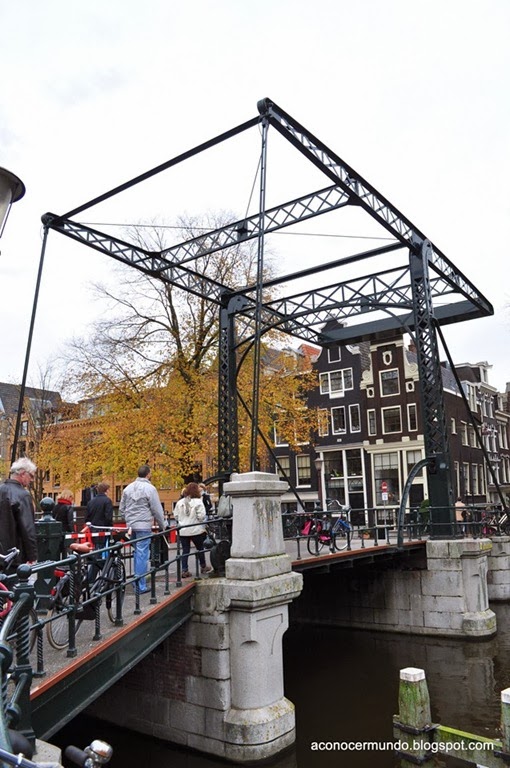 [Amsterdam.-Puentes---DSC_010612.jpg]