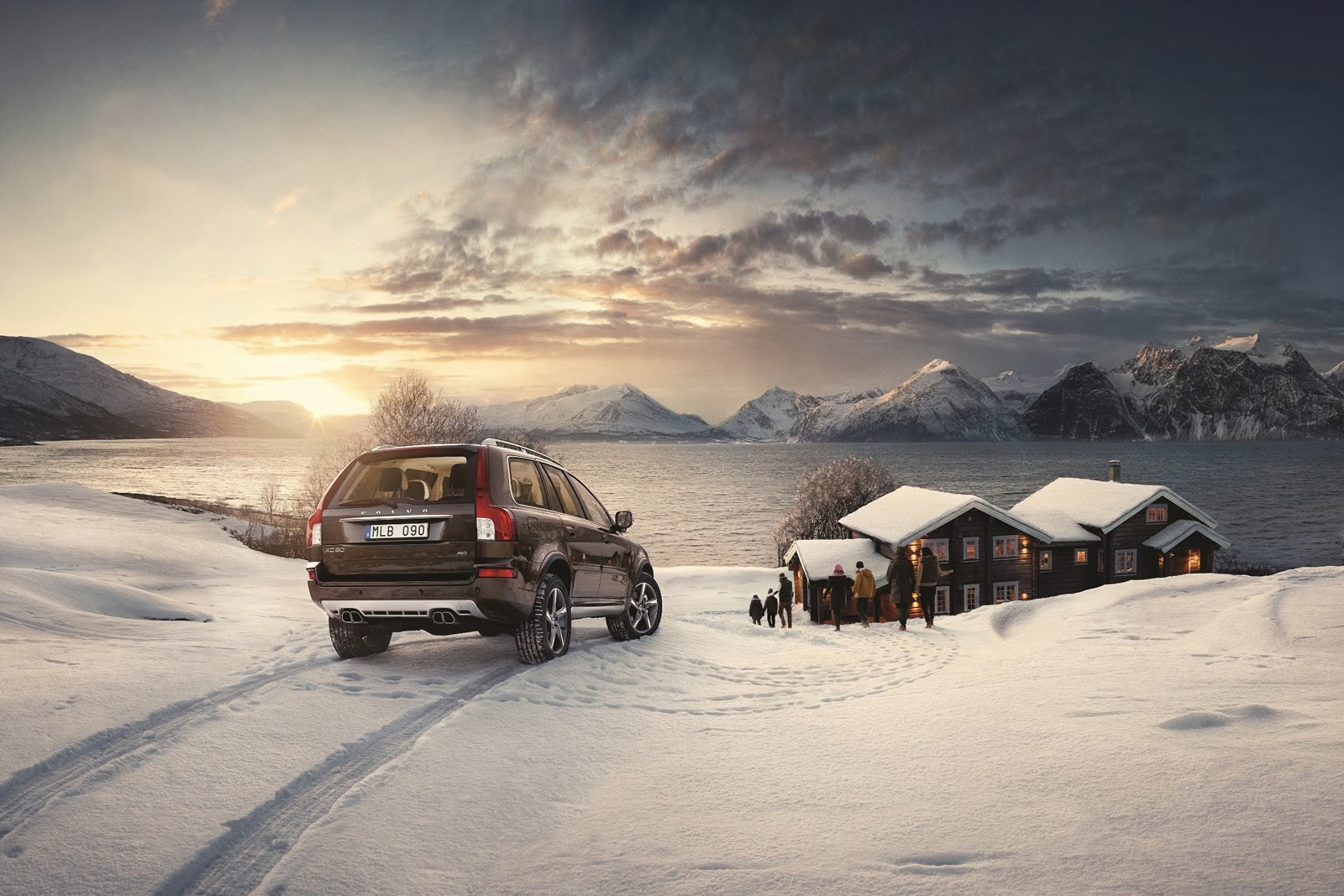 Volvo-XC90-Signature-Edition-3%25255B4%25255D.jpg