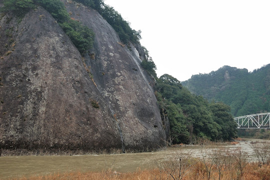 一枚岩