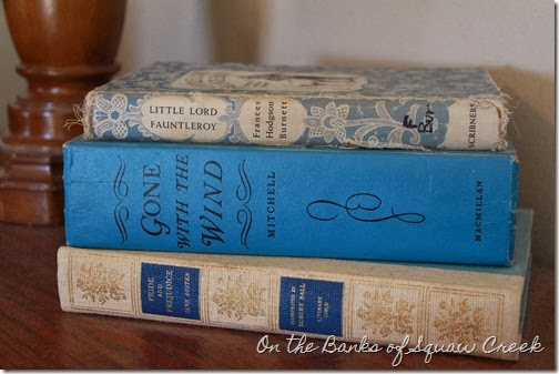 decorating with old books