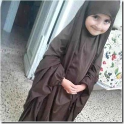 belajar memakai jilbab untuk anak