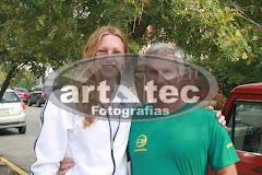 Fotos do evento GRACIELE HERMANN. Foto numero 4. Fotografia (fotografias) da Art Tec Fotografias que faz fotos de casamento, fotos de festas, fotos de eventos sociais, fotos de aniversário, fotos de formatura, fotojornalismo, ensaios fotográficos, fotos de estúdio, book fotográfico e outros serviços fotográficos em Pelotas, RS, e outras cidades do Rio Grande do Sul. fotos casamento de pelotas rs para noivas casamentos rio grande do sul foto fotografia lembranças com convite preço vestido tomara que caia álbuns