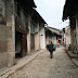 Puyi, rue du village