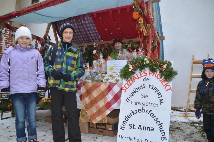 Adventmarkt_St_Osw_03.jpg