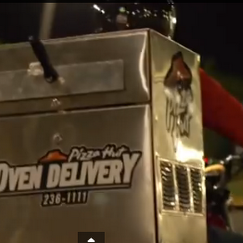 Motocicletas con horno instalado.