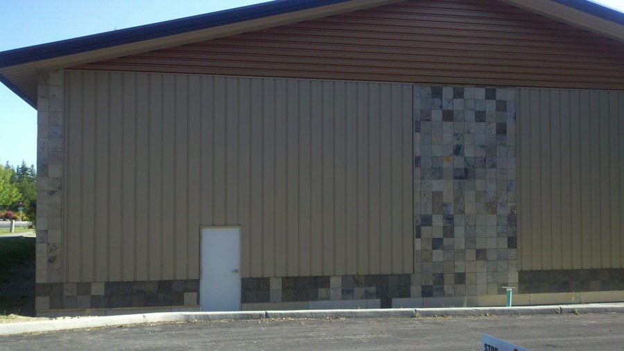 [building%2520tile%2520N%2520side%2520sm%255B3%255D.jpg]