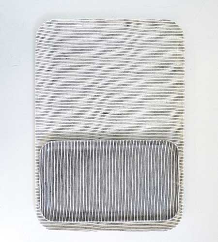 I like that the stripes on these trays look like fabric.
(brookfarmgeneralstore.com) I like that the stripes on these trays look like fabric.
(brookfarmgeneralstore.com)