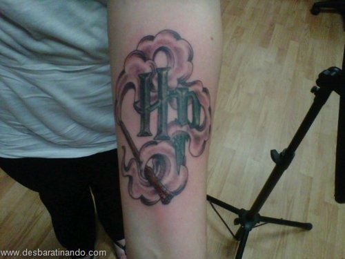 tatuagens harry potter tattoo reliqueas da morte bruxos fan desbaratinando (31) tatuagens harry potter tattoo reliqueas da morte bruxos fan desbaratinando (31)