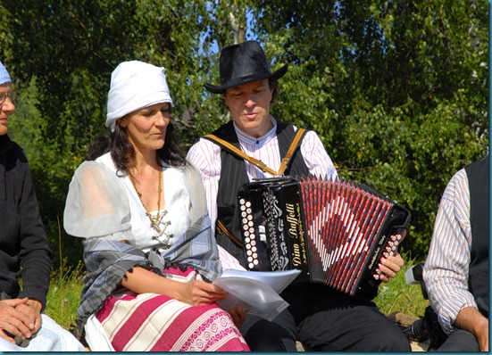 tapio ja elisa huhtanen 016 tapio ja elisa huhtanen 016