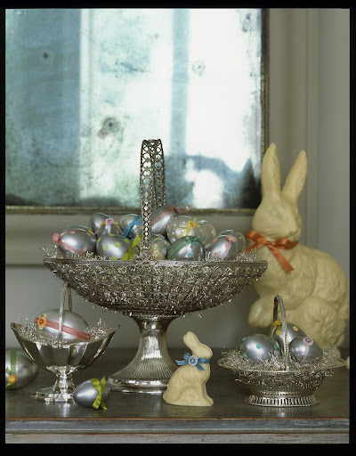 Whimsical polka dots and ribbons are the perfect accessories on these silver eggs.