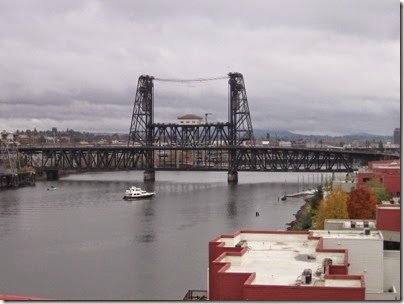 IMG_0073 Steel Bridge in Portland, Oregon on October 23, 2009