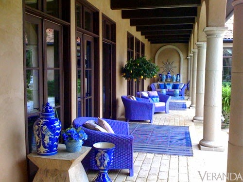 [White-and-Blue-Outdoor-Living-Space-Featured-on-Veranda%255B6%255D.jpg]