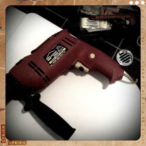 [2.%2520drilling%2520in%2520the%2520bathroom%255B3%255D.jpg]