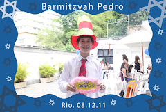 Álbum de fotos de Pedro - 08.12.11 da Social Click Fotografia Digital, do Rio de Janeiro, RJ, que faz fotos divertidas, fotos malucas, fotos com fantasias, fotos na hora, fotografia maluca, fotografia divertida com molduras personalizadas. Album (digital) de fotos de Pedro - 08.12.11 da Social Click Fotografia Digital, do Rio de Janeiro, RJ, que faz fotos divertidas, fotos malucas, fotos com fantasias, fotos na hora, fotografia maluca, fotografia divertida com molduras personalizadas.