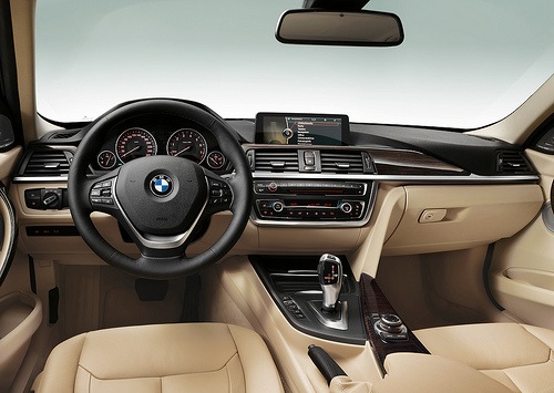 [2013-BMW-3-Series.1%255B3%255D.jpg]