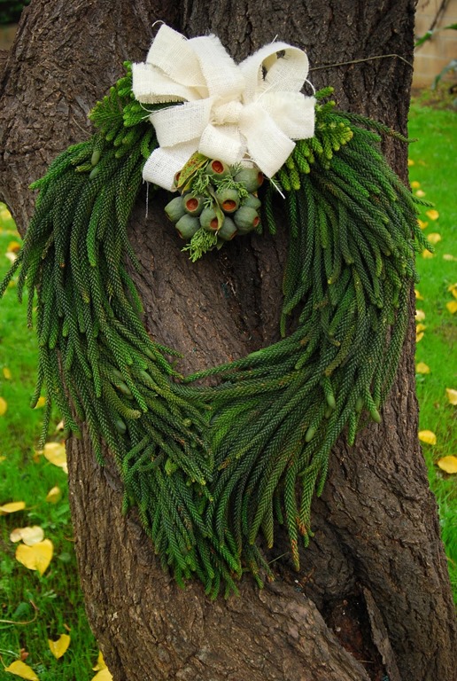 [Pine-Burlap-Wreath-seed-floral5.jpg]