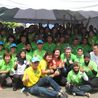 The Herbalife Marco Polo Cycling Team after the finish of stage 4 of the Tour de Langkawi with excited Herbalife Distributors. (photo: Henk Schipper)