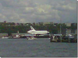 space shuttle intrepid hudson