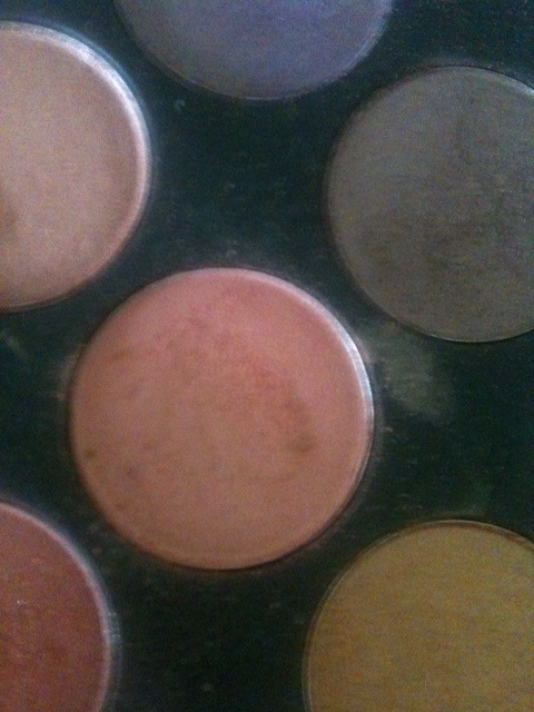 [fotd%2520friday%2520peach%2520shadow%255B2%255D.jpg]