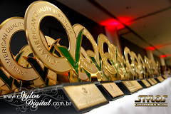 005 Fotos do evento Prêmio Empresa Brasileira do Ano 2011. Foto numero 005 de Stylos Digital Foto e Video, de Sao Caetano do Sul, SP. A Stylos Digital faz fotos de casamento, fotos de aniversarios, fotos de 15 anos, albuns diagramados (albuns de fotos), fotos de casal (ensaios de casal ou e-session), ensaios de 15 anos, fotos de eventos corporativos e fotos de eventos institucionais. Faz tambem videos de casamento e videos de sessao fotografica (videos de making-of). Foto e video em Sao Caetano do Sul, Sao Paulo, Santo Andre, Sao Bernardo do Campo, Diadema, Guarulhos, Taboao da Serra e Alphaville, SP.