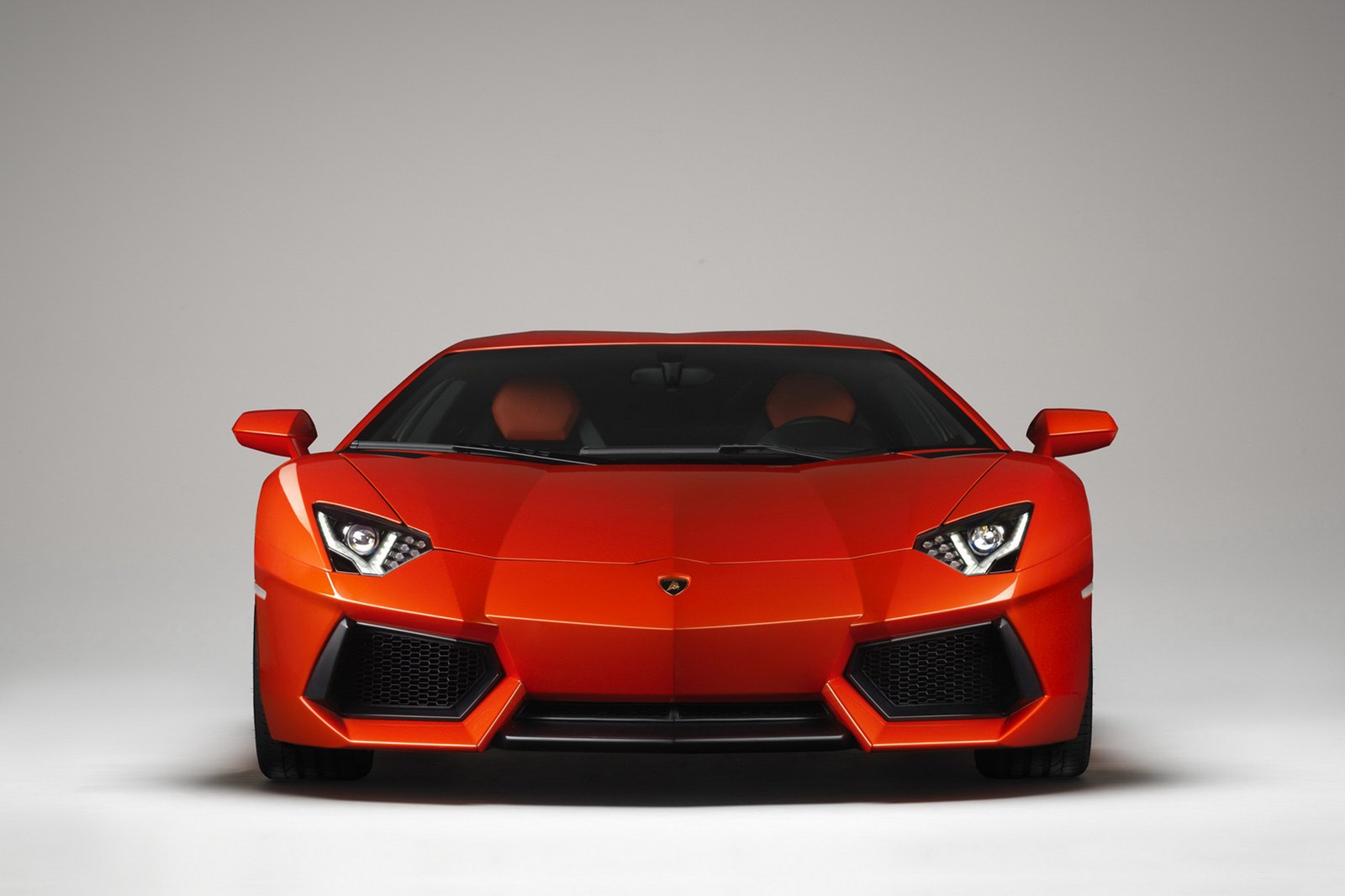 [Lamborghini-Aventador-LP700-4-2%255B2%255D.jpg]