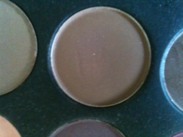 [fotd%2520monday%2520brown%2520shadow%255B3%255D.jpg]