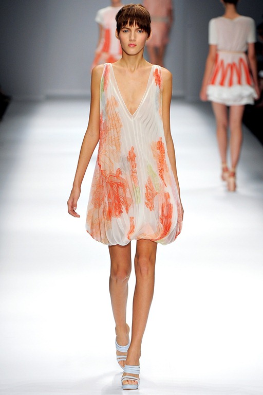 [cacharel-spring-2013-9%255B4%255D.jpg]