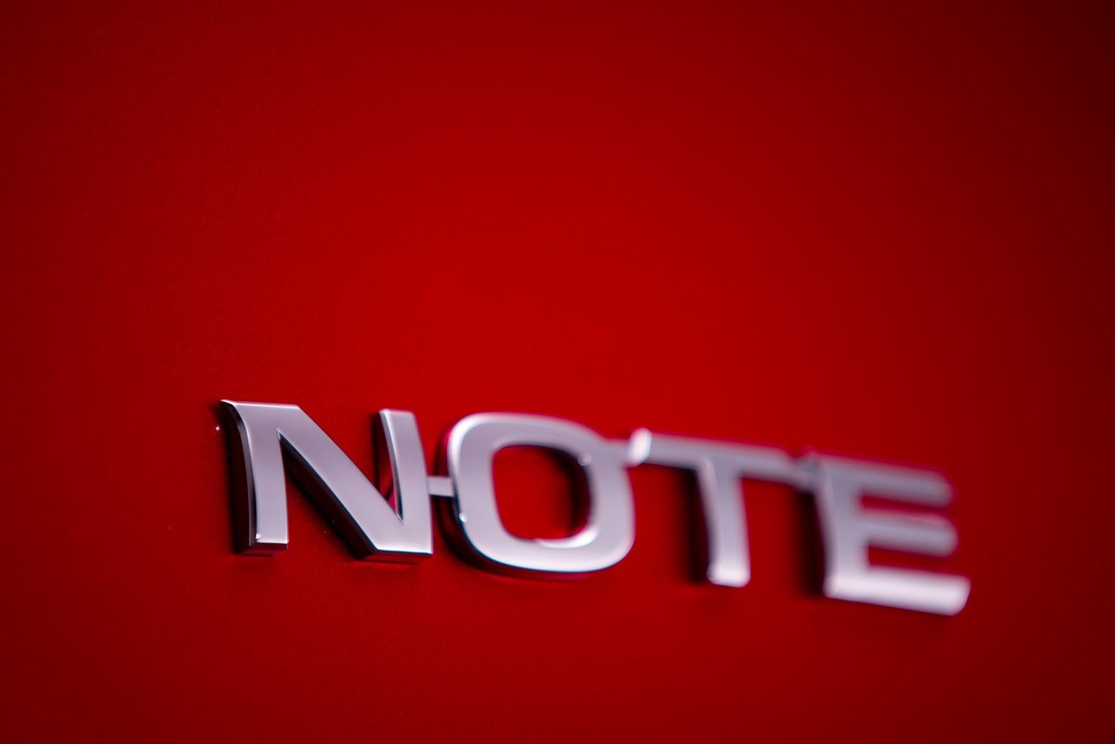 [2014-Nissan-Note-21%255B2%255D.jpg]