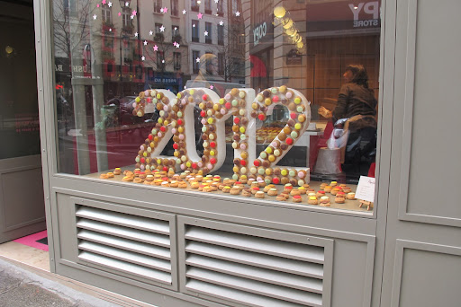 A window display that is not only colorful, but delicious!