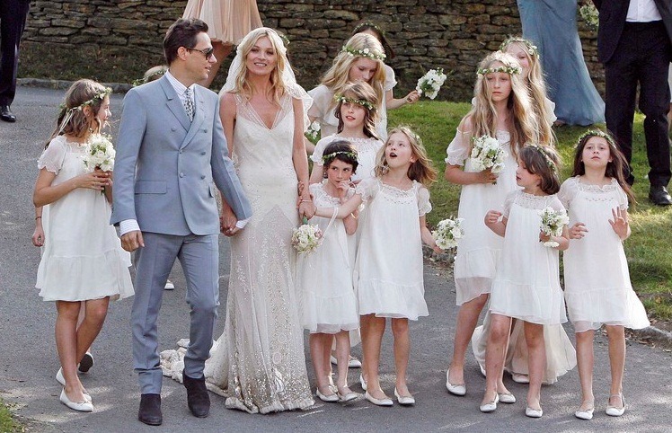 [kate-moss-jamie-hince-wedding-03%255B15%255D.jpg]