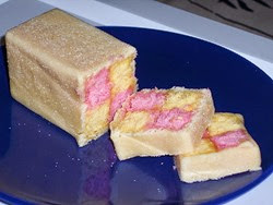 640px-Lyons_battenberg_cake 640px-Lyons_battenberg_cake