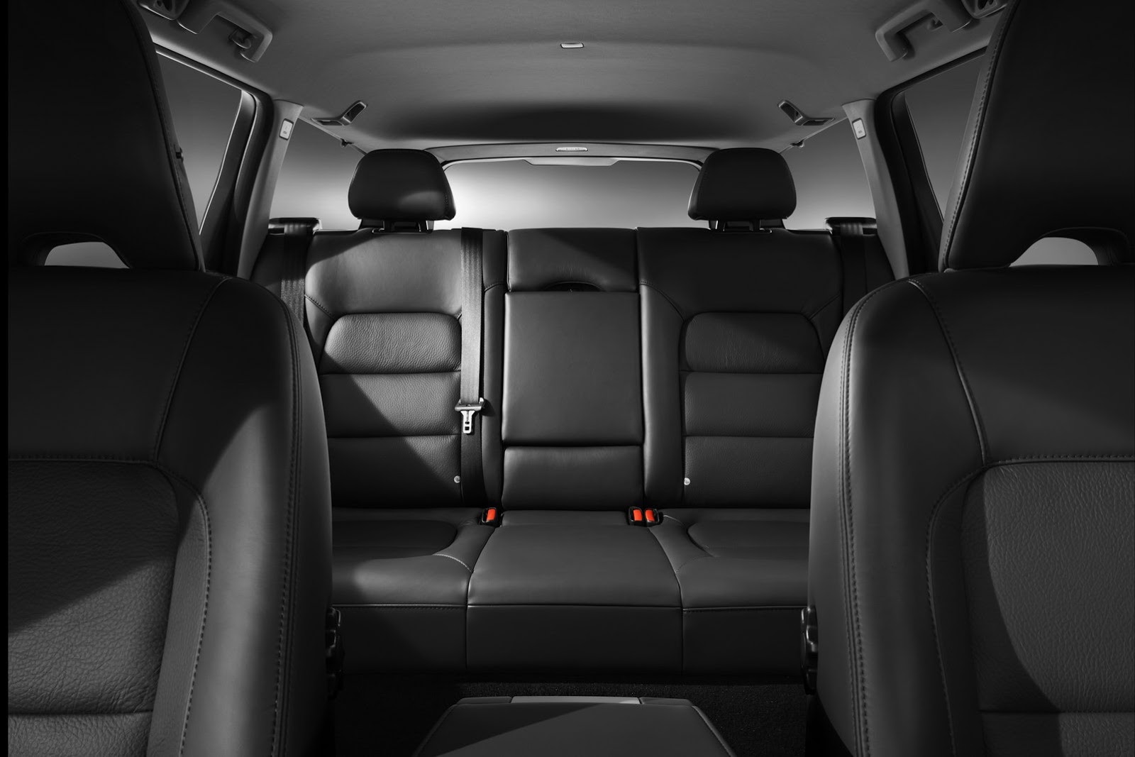 [2014-Volvo-S80-V70-XC70-28%255B2%255D.jpg]