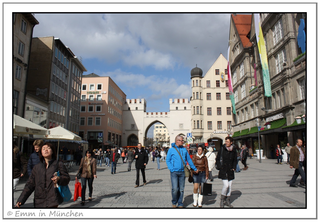 [Karlstor%2520on%2520Neuhauser%2520Strasse%2520Munich%255B3%255D.jpg]