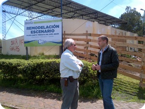 Remodelación del escenario de la plaza Santa Teresita del Niño Jesús de Santa Teresita