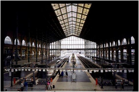 [Gare%2520du%2520Nord%252C%2520Paris%255B5%255D.jpg]