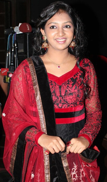 [tamil_actress_lakshmi_menon_without_makeup_pics%255B3%255D.jpg]