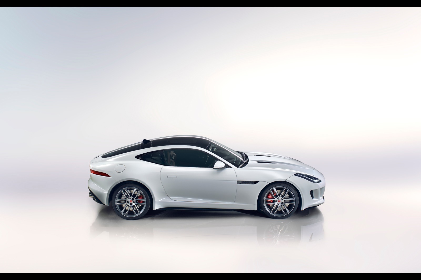 [New-Jaguar-F-Type-Coupe-33%255B2%255D.jpg]