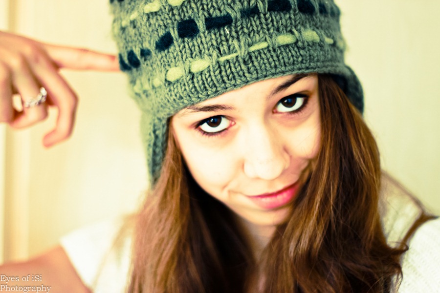 [Eyes-of-iSi-Winter-Wolle-M%25C3%25BCtze-Gr%25C3%25BCn%255B3%255D.jpg]