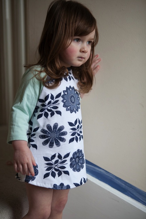 Hannah's Large Navy Floral Raglan-25.jpg Hannah s Large Navy Floral Raglan 25