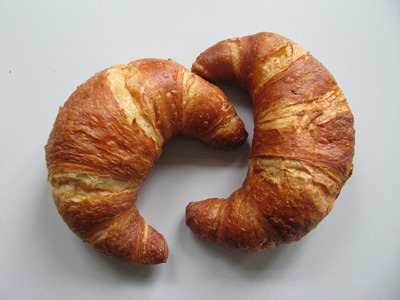 800px-Laugencroissants