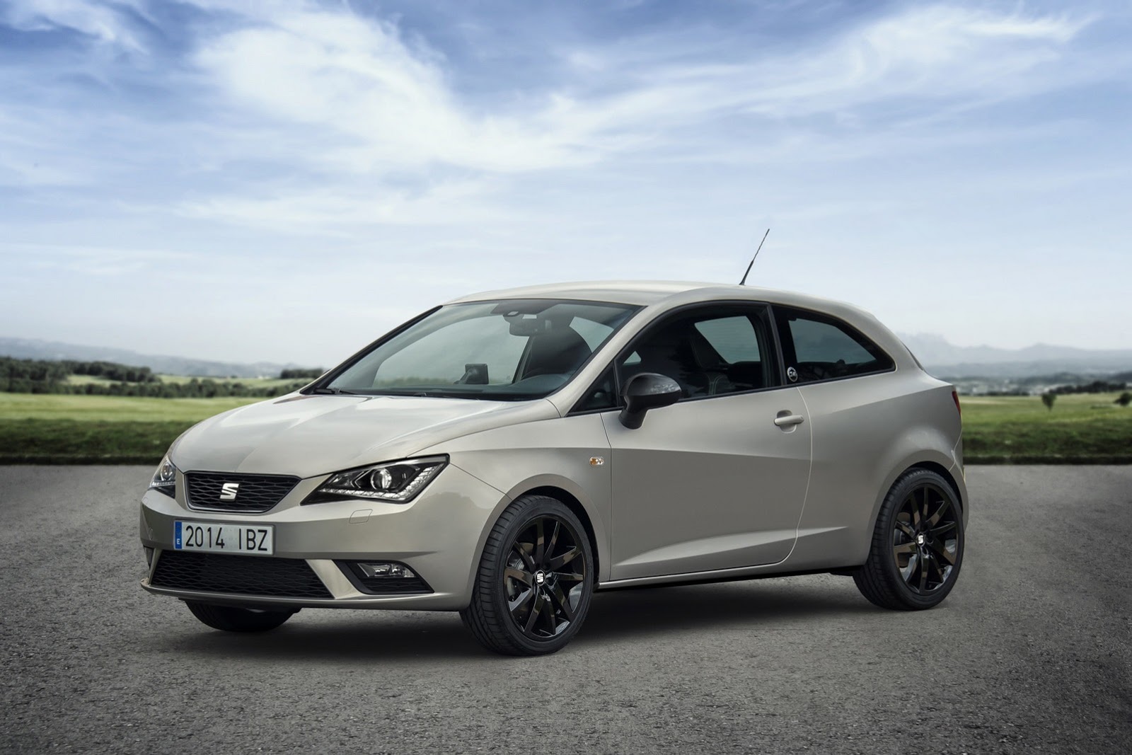Фото | Юбилейный SEAT Ibiza 30th Anniversary Фото | Юбилейный SEAT Ibiza 30th Anniversary
