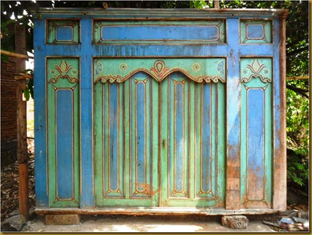 Gebyok Tuban pintu lebar Gebyok Tuban pintu lebar