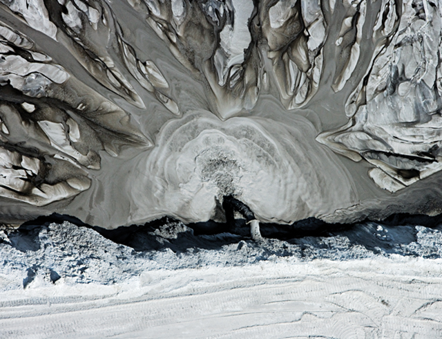 Aerial view from 800 feet of waste filling an impoundment at a Lakeland, Florida, phosphate mine. Photography by J. Henry Fair / onearth.org