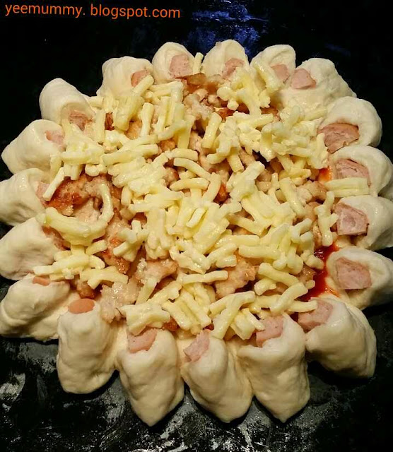 花边夏威夷鸡肉比萨 Stuffed Crust Hawaii Chicken Pizza 花边夏威夷鸡肉比萨 Stuffed Crust Hawaii Chicken Pizza