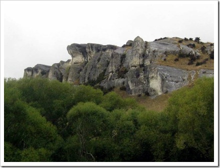 Huge rock formations through Weka Pass