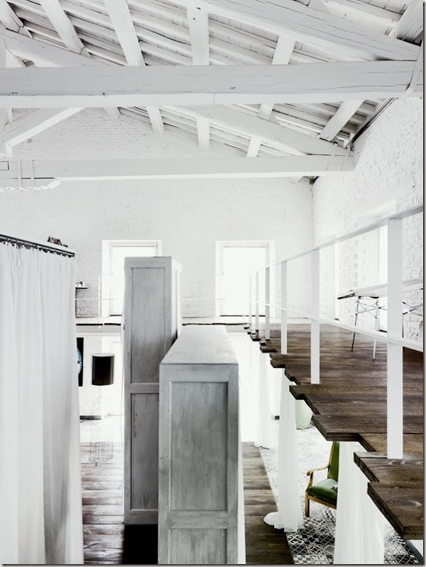 Paola-Navone-Industrial-Style-Conversion-8