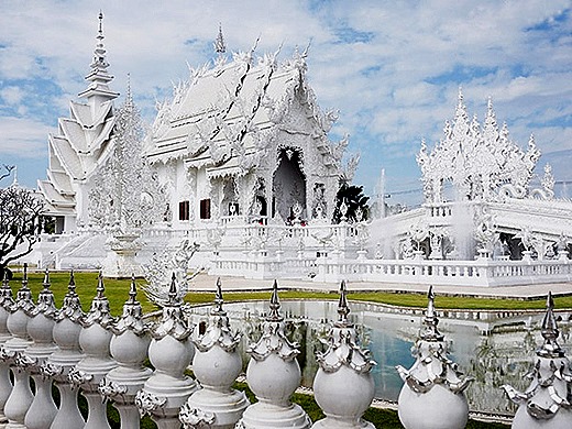 [belyj-xram-vat-rong-kxun-tajland-12%5B12%5D.jpg]