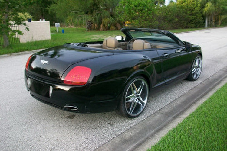 [Bentley-Continental-GTC-Supersports-Sebring-5%255B2%255D.jpg]