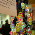 ENS d'Architecture de Paris Belleville : PARIS MÔMES – SYLVIE HAZEBROUCQ
L'ARBRE À RÊVES / INSTALLATION
L’Arbre à rêves, sculpture lumineuse composée à partir d’éléments d’électroménager, invite les enfants à écrire et accrocher leurs rêves.